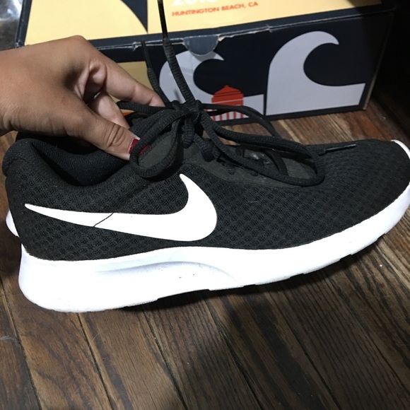 Nike Shoes - Nike running shoes